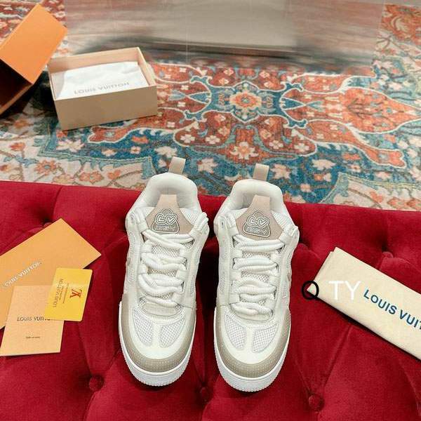 Picture of Louis Vuitton Shoes _SKULVsz35-45TY030112865